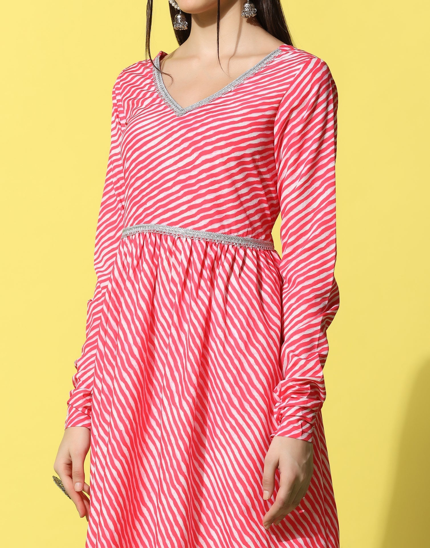 Pink Printed A-Line Kurti | Leemboodi