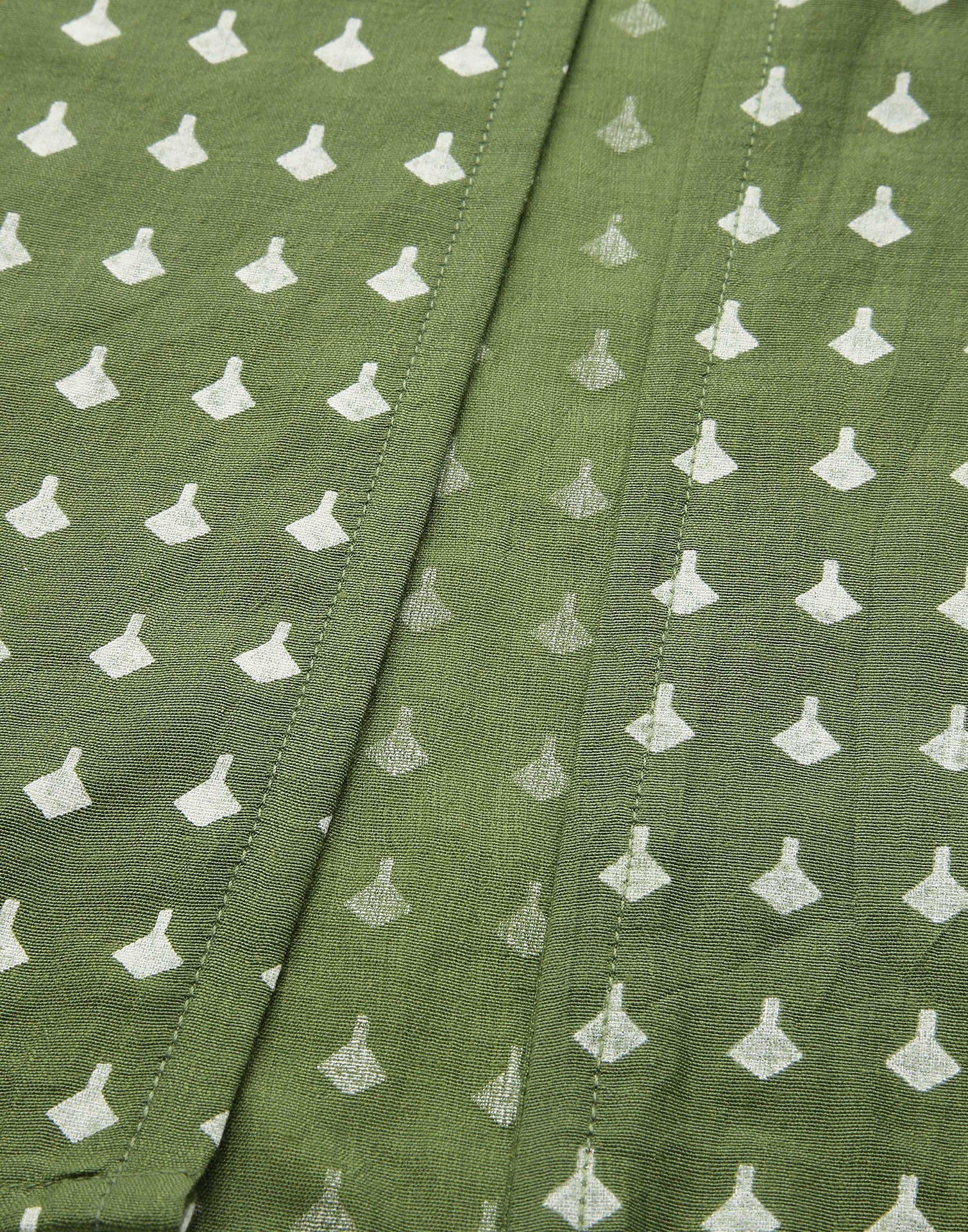 Green Kurti With Pant And Dupatta | Leemboodi