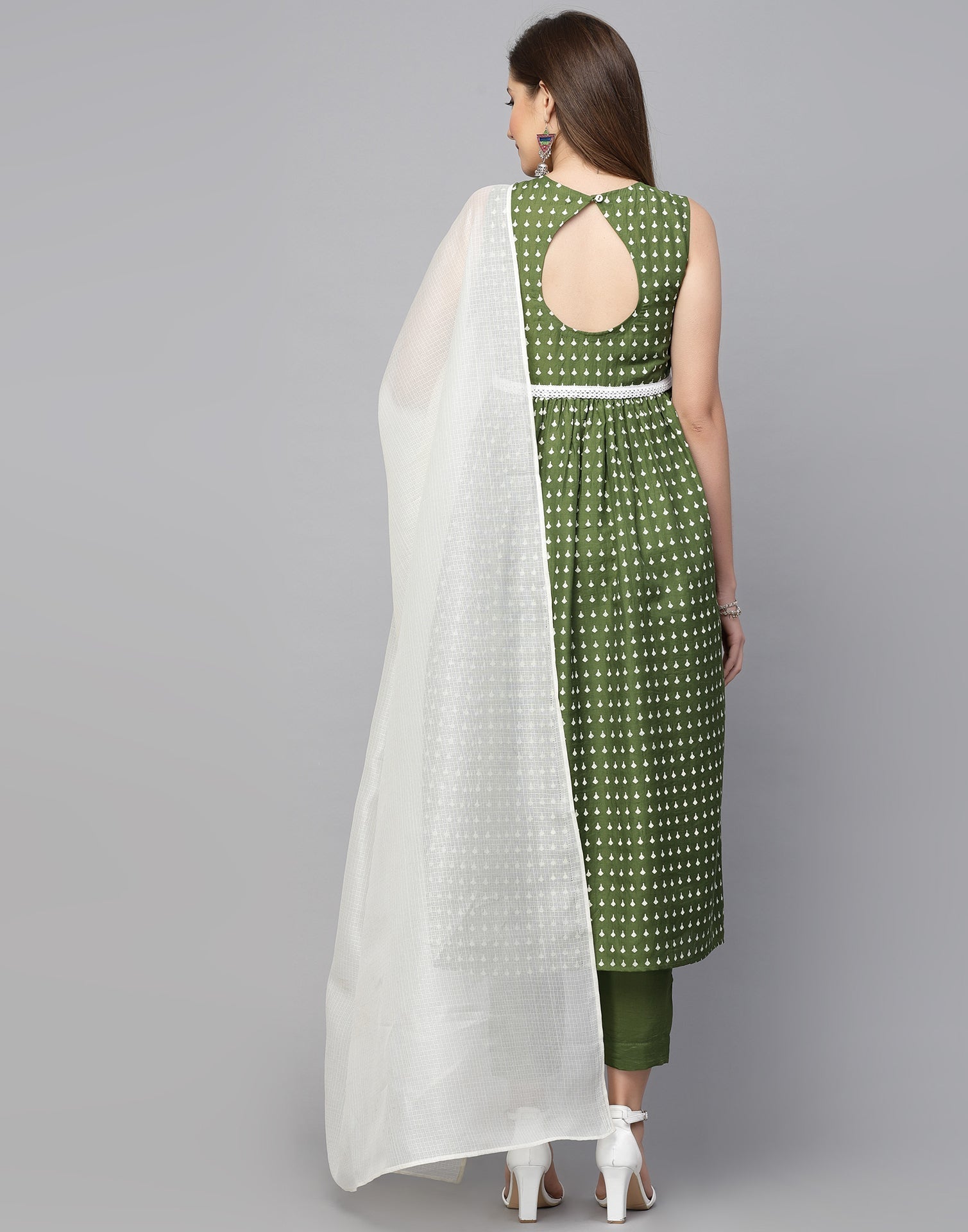 Green Kurti With Pant And Dupatta | Leemboodi