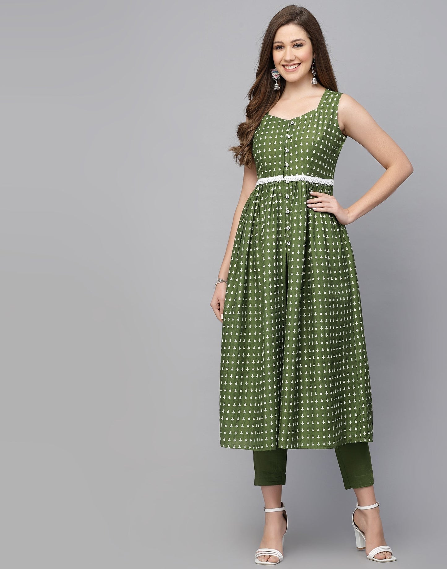 Green Kurti With Pant And Dupatta | Leemboodi