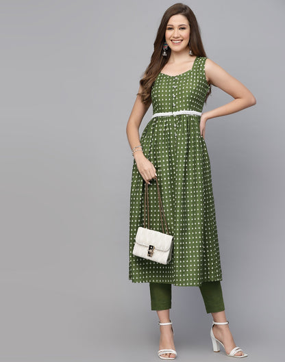 Green Gathered Kurta With Pant Set | Leemboodi