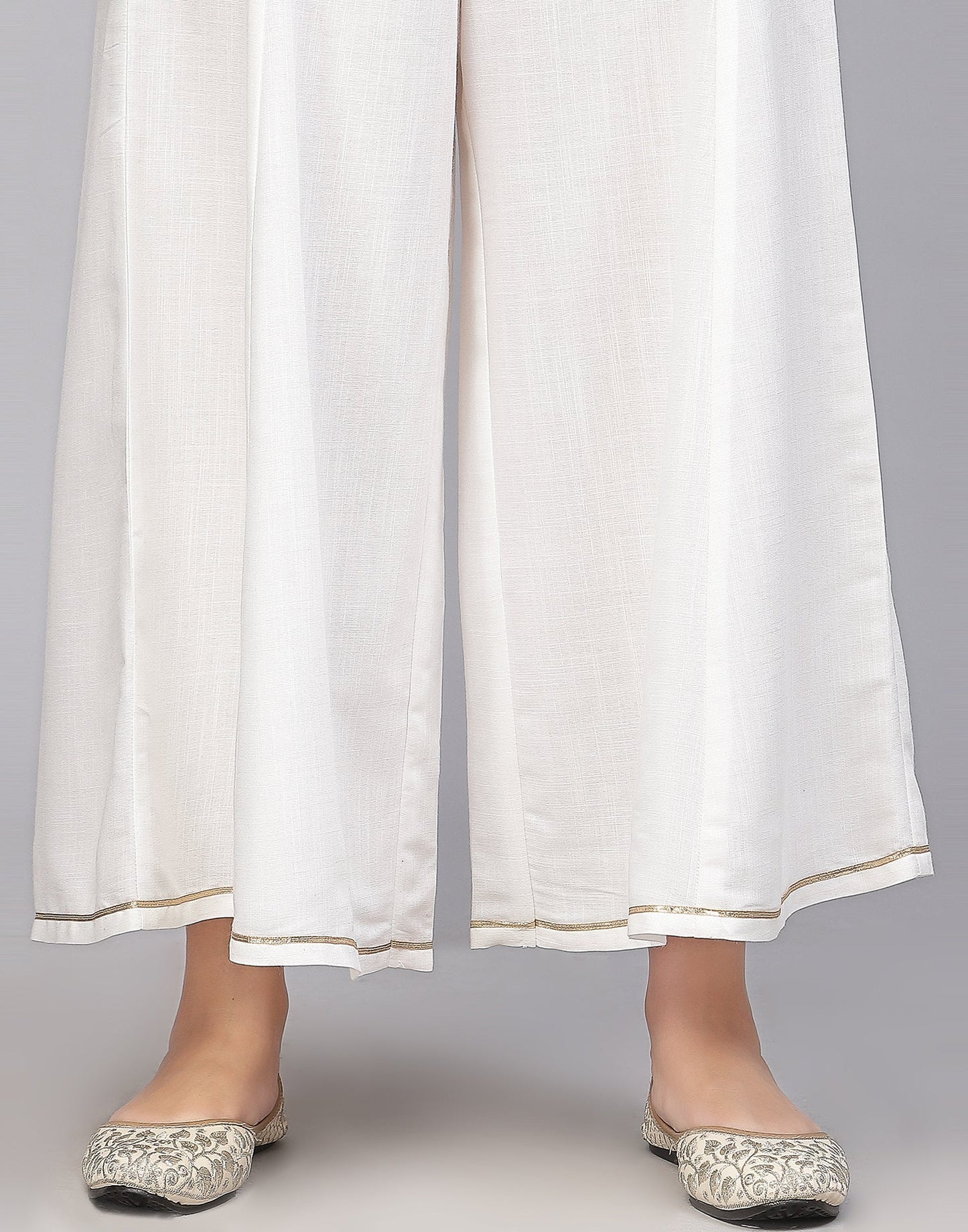 White Cotton Kurta Pallazo With Pant Set | Leemboodi