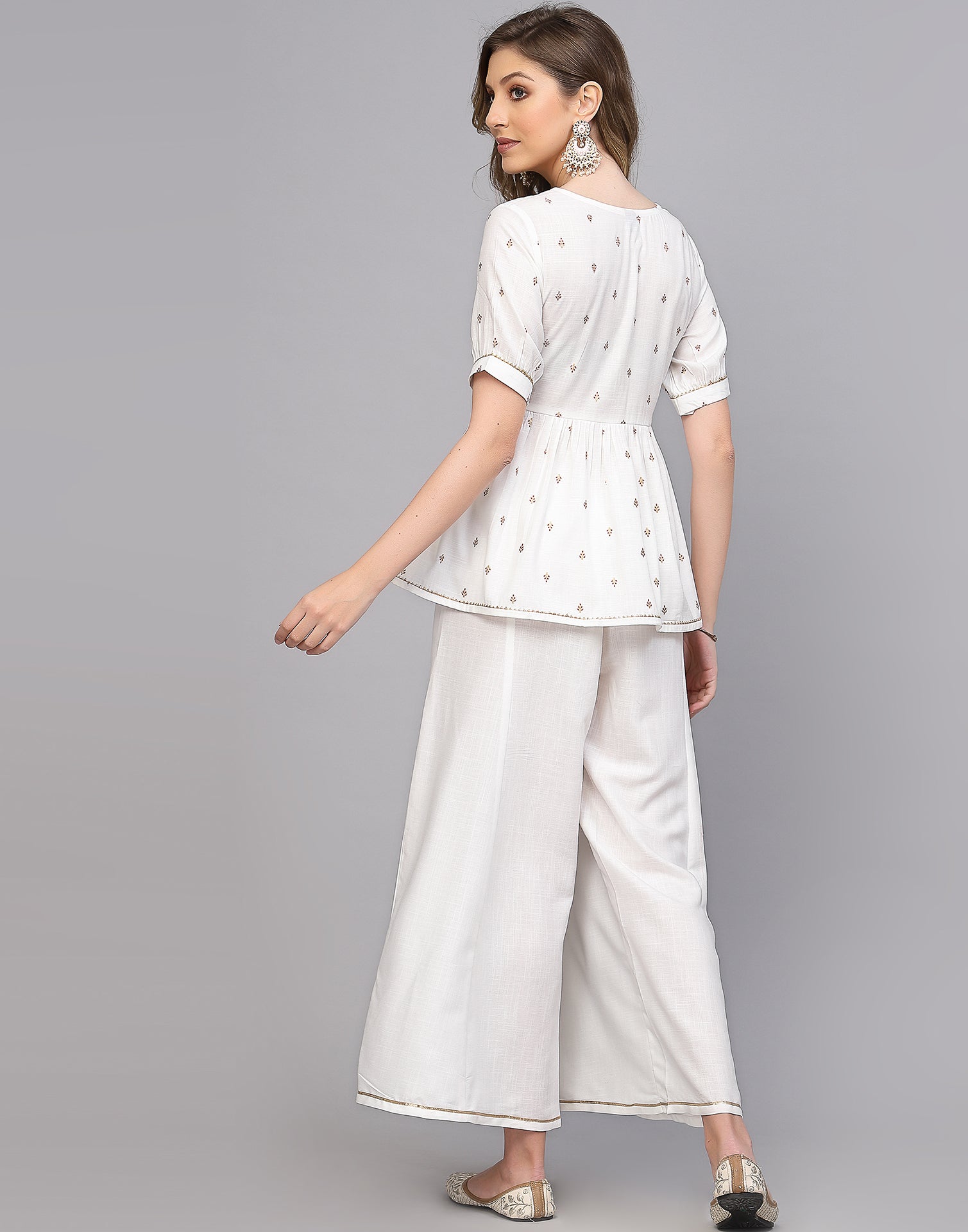 White Cotton Kurta Pallazo With Pant Set | Leemboodi