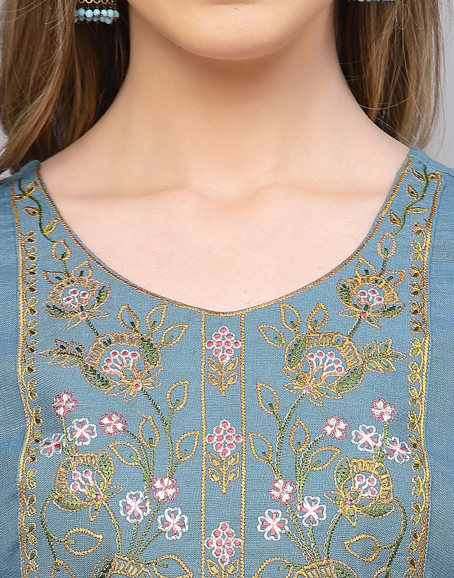 Blue Embroidered Kurti | Leemboodi