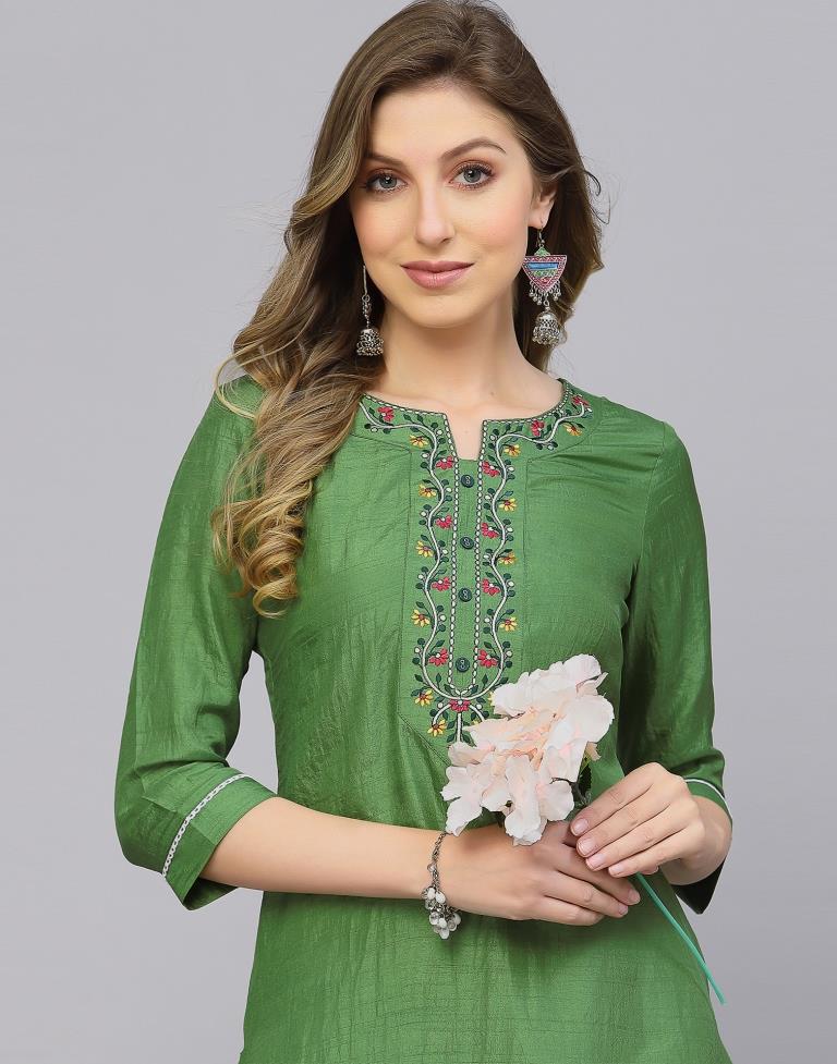 Parrot Green Silk Embroidery Straight Kurta | Leemboodi