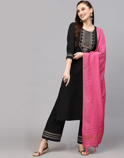 Black Kurti With Pant And Dupatta | Leemboodi