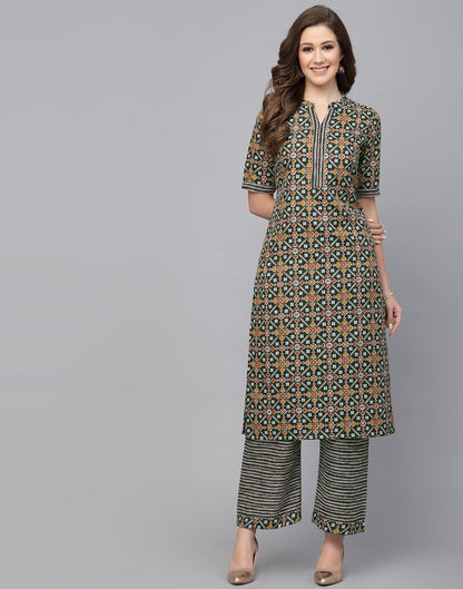 Dark Green Kurti With Pant And Dupatta | Leemboodi