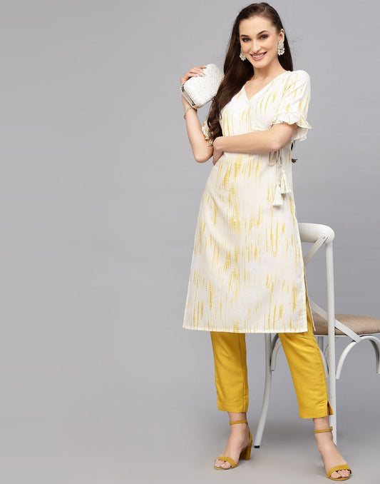 Off White Cotton Kurti With Pant Set | Leemboodi