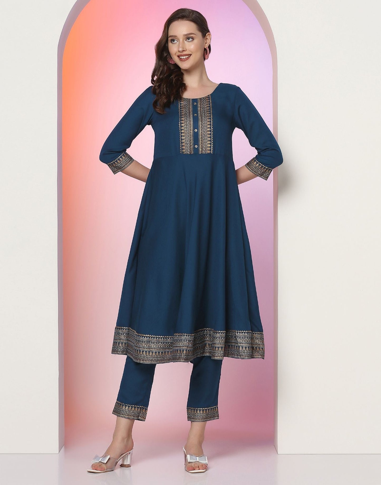 Blue Kurti With Pant Set | Leemboodi