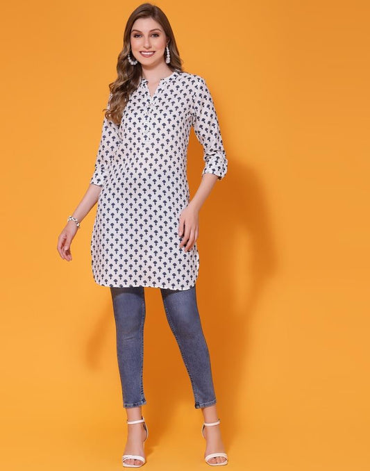 White Cotton Printed Straight Kurta | Sudathi