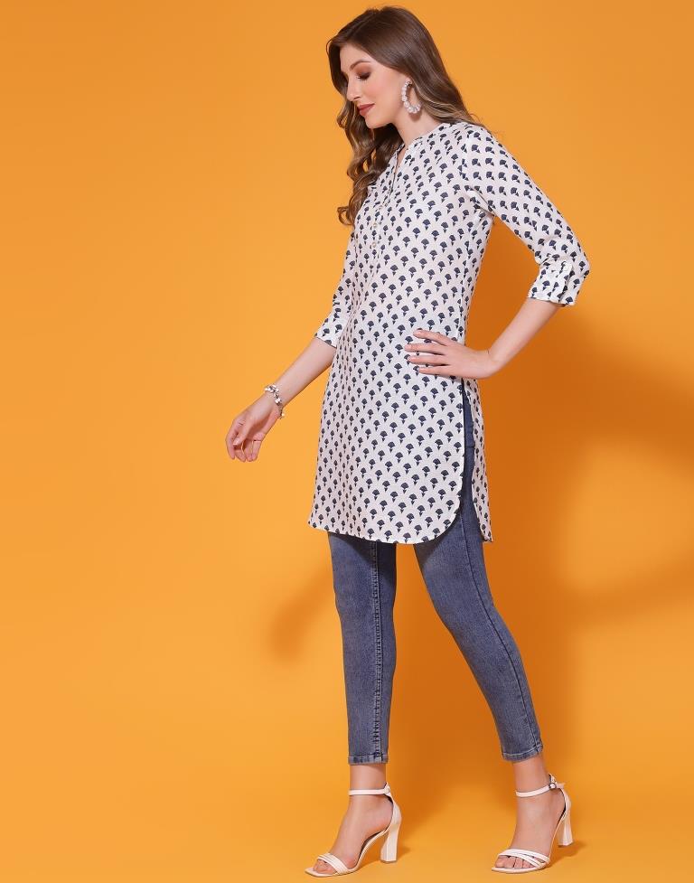 White Cotton Printed Straight Kurta | Sudathi