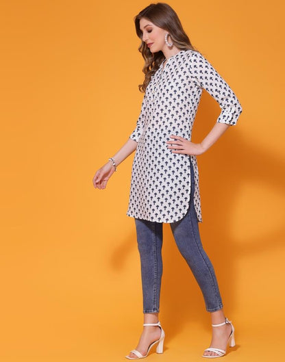 White Cotton Printed Straight Kurta | Sudathi
