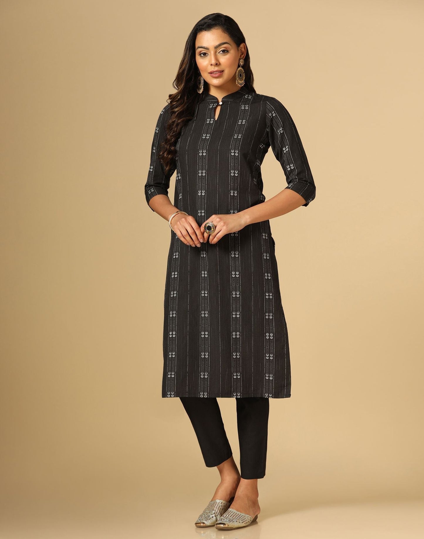 Black Cotton Woven Straight Kurta With Pant Set | Leemboodi