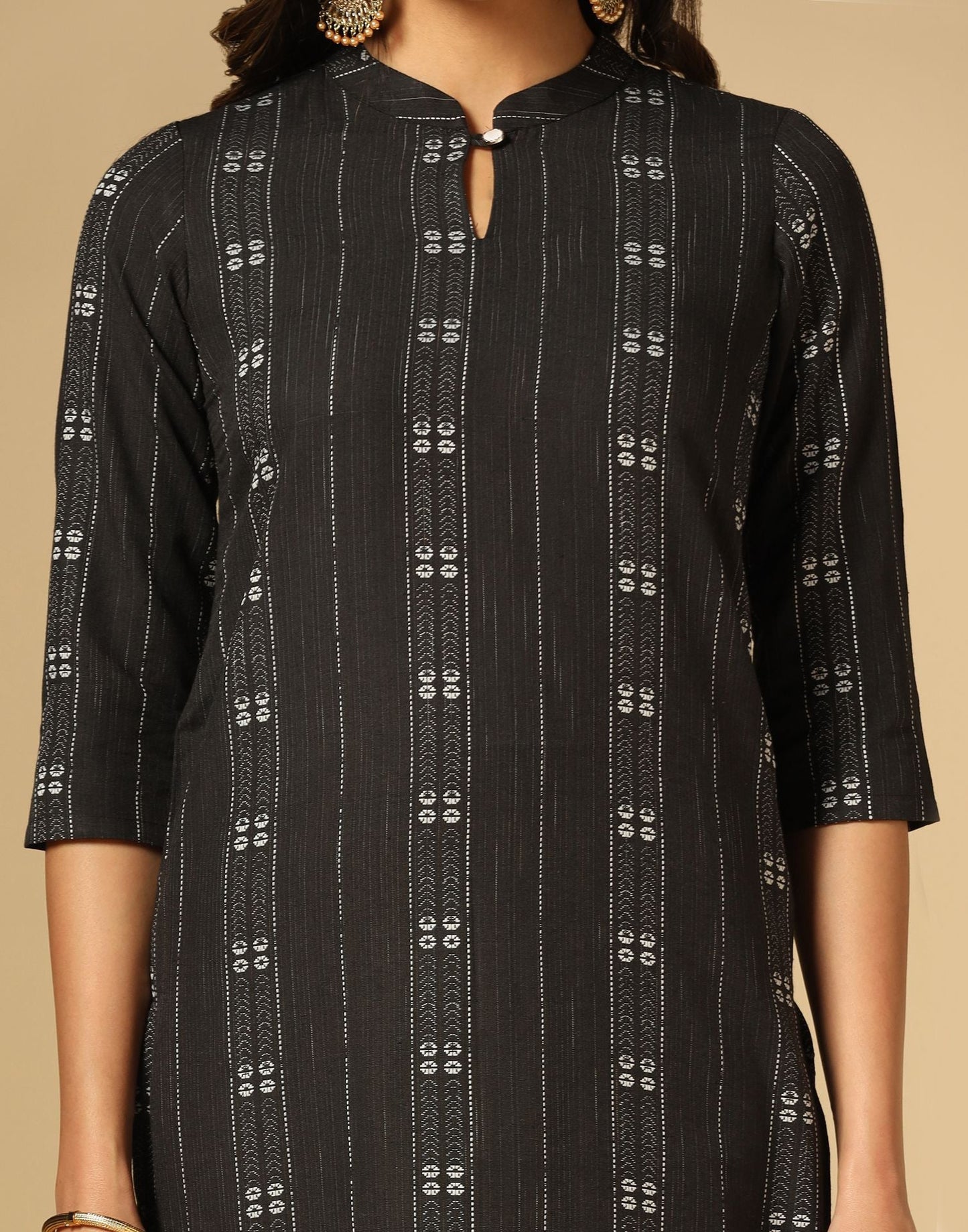 Black Cotton Woven Straight Kurta With Pant Set | Leemboodi