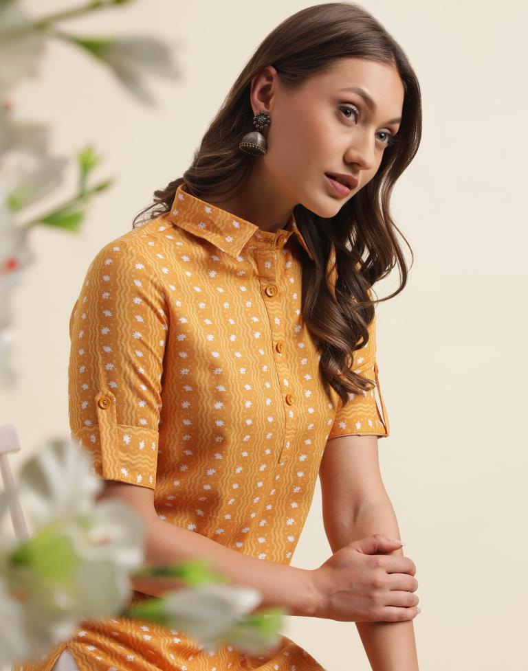 Musterd Yellow Printed Cotton Straight Kurta