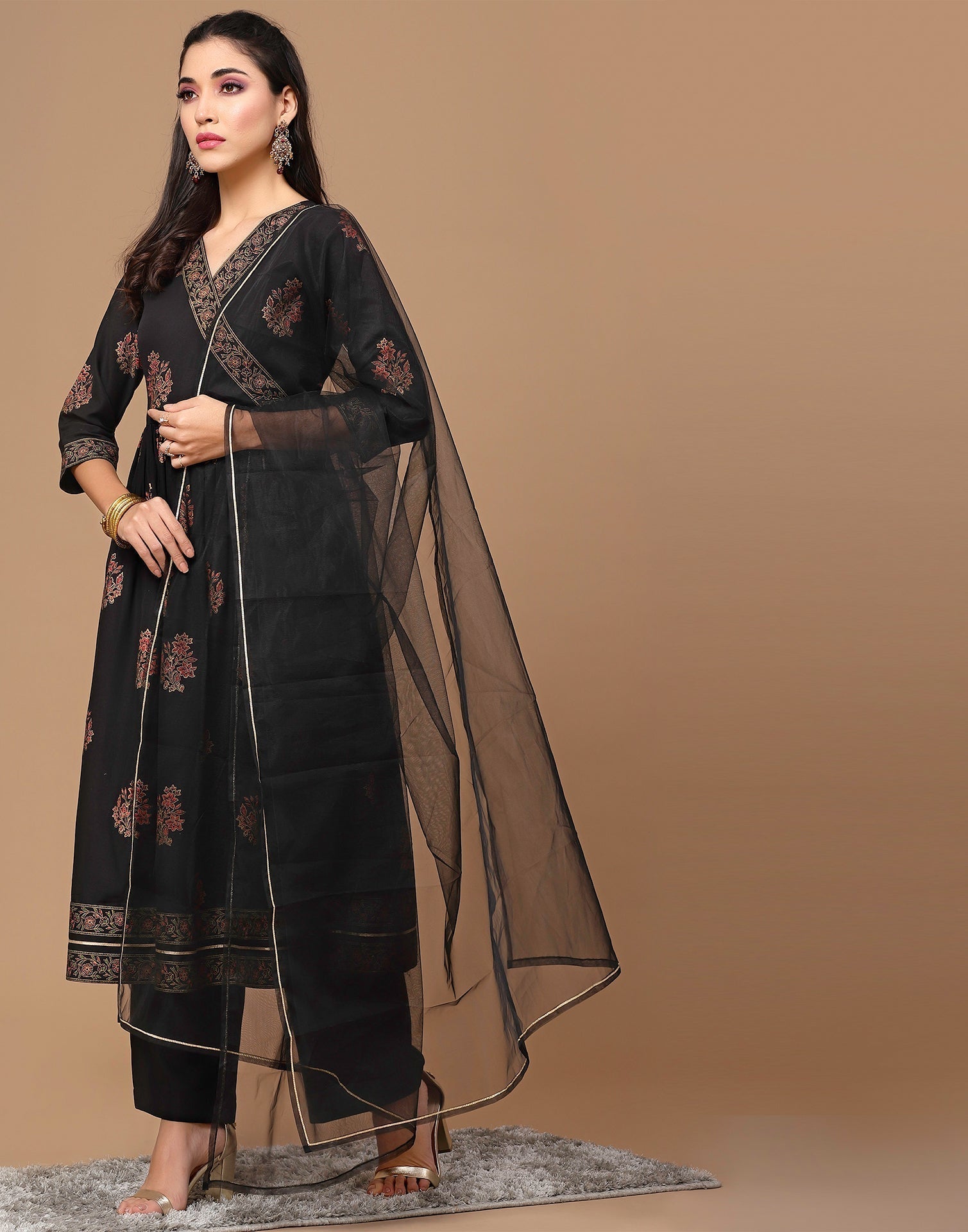 Black Kurti With Pant And Dupatta | Leemboodi