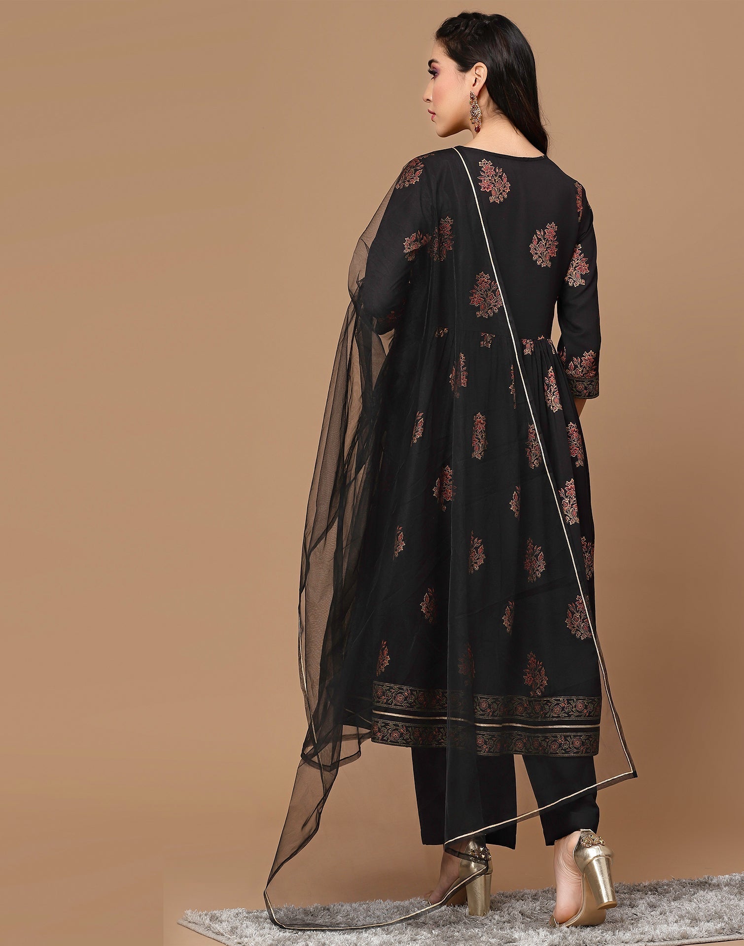 Black Kurti With Pant And Dupatta | Leemboodi