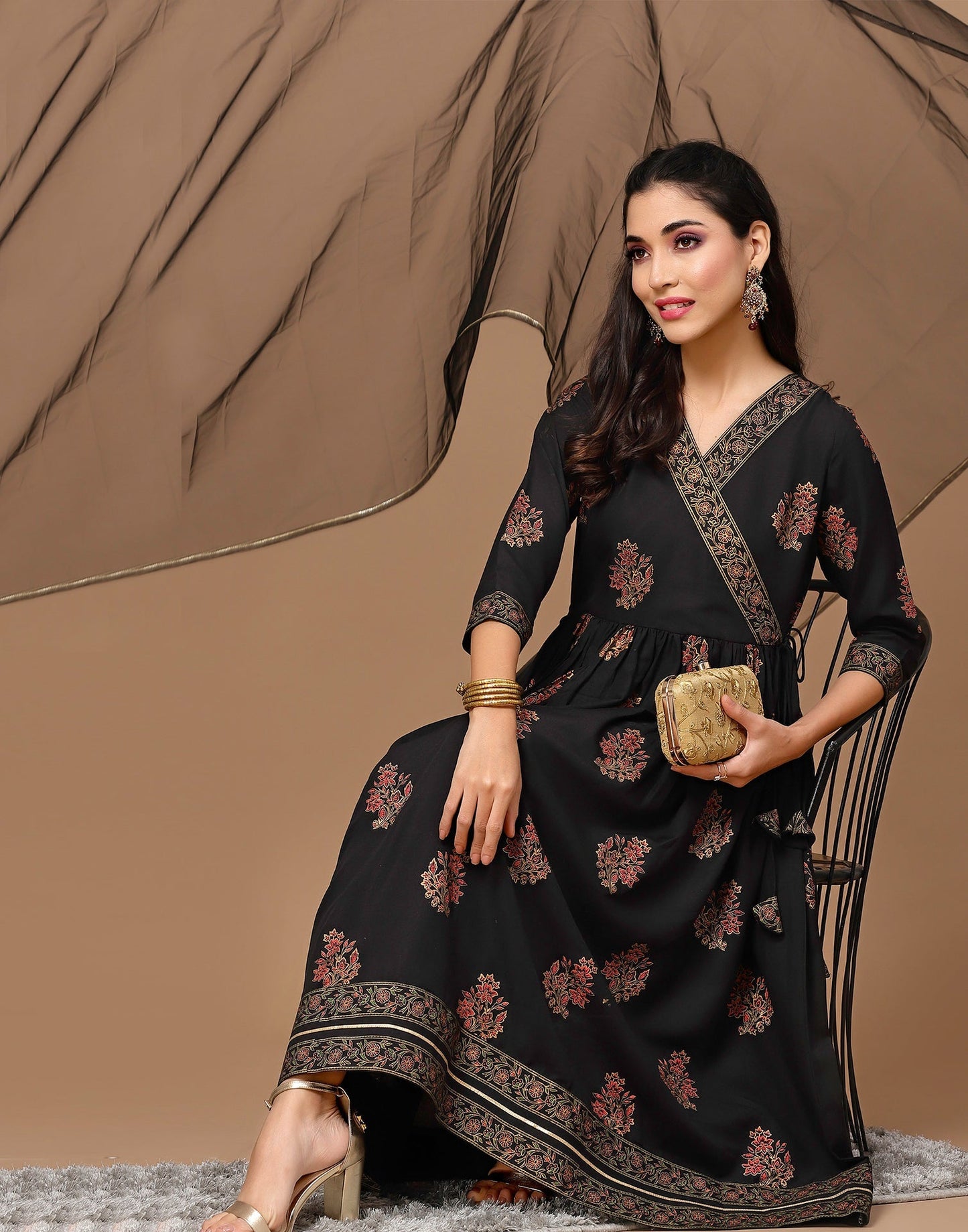 Black Kurti With Pant And Dupatta | Leemboodi