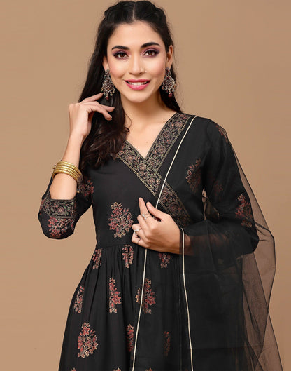 Black Kurti With Pant And Dupatta | Leemboodi