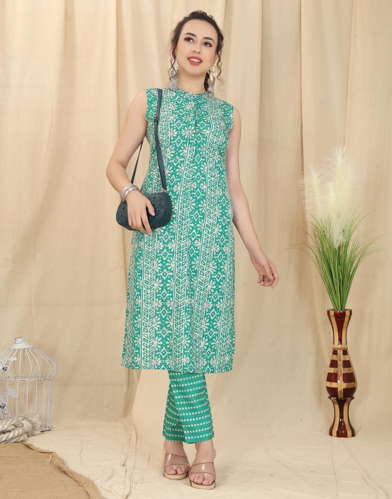 Green Printed Cotton Straight Kurta With Pant