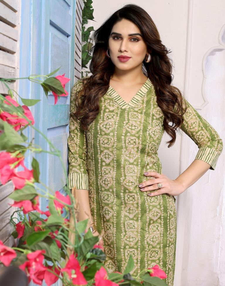 Green Printed Kurta With Pant