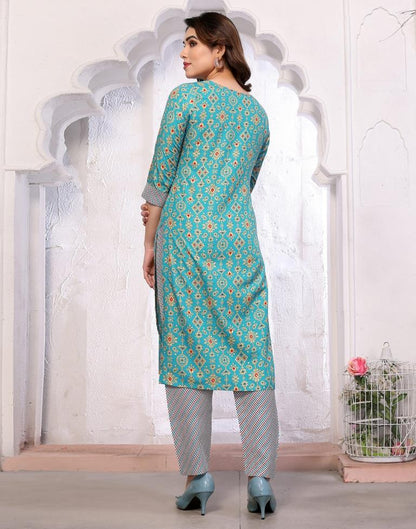 Sea Green Printed Kurta With Pant