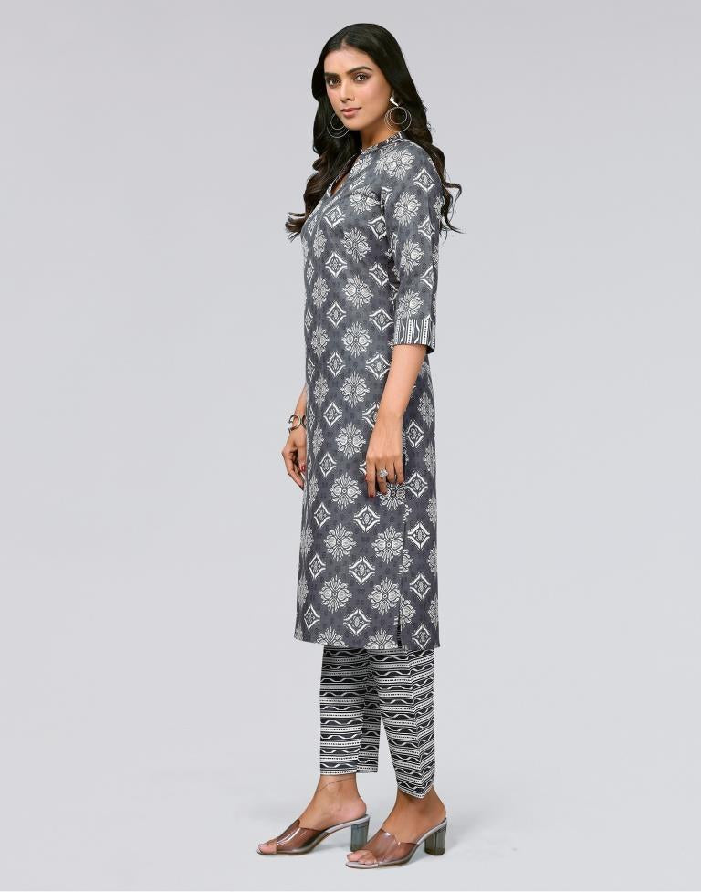 Grey Printed Cotton Straight Kurta With Pant