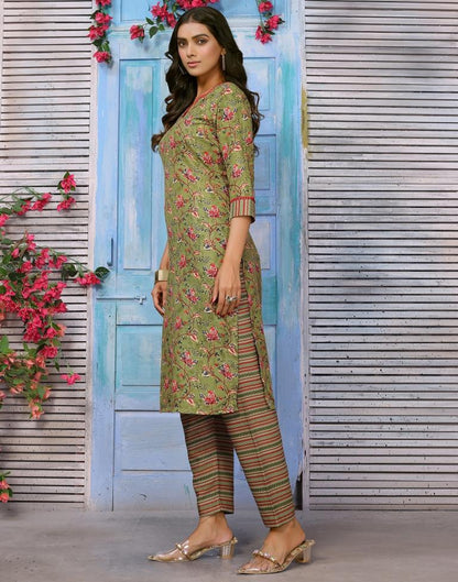 Mehndi Green Printed Kurta With Pant