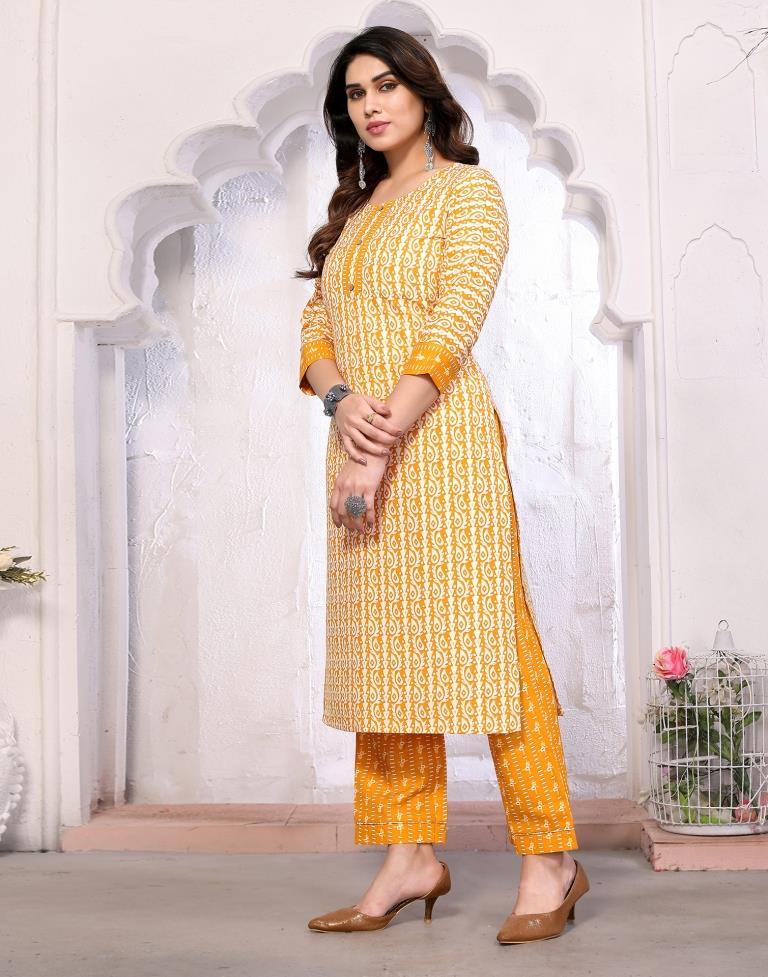 Mustard Printed Cotton Straight kurta With Pant