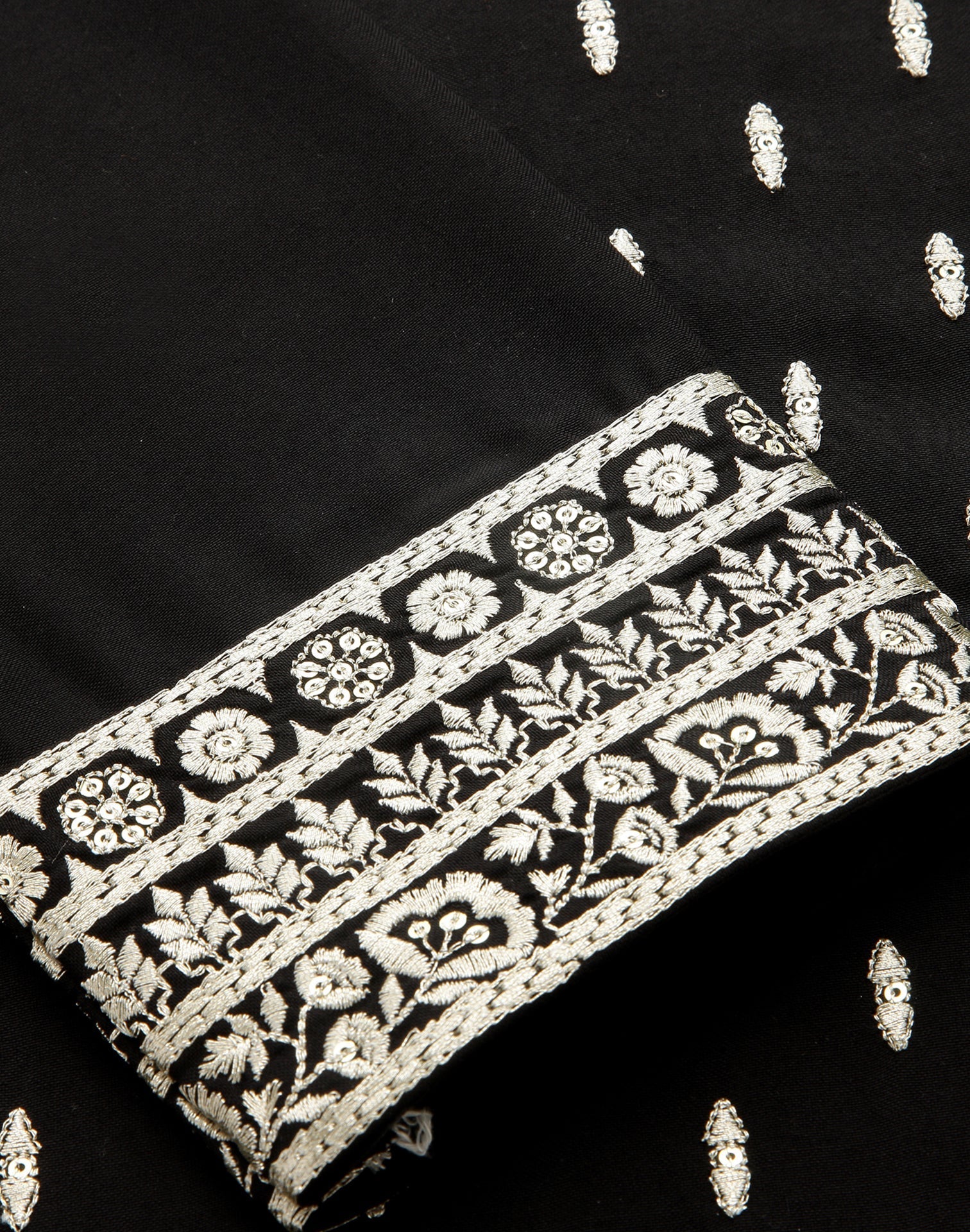 Black Embroidered Punjabi Suit | Leemboodi