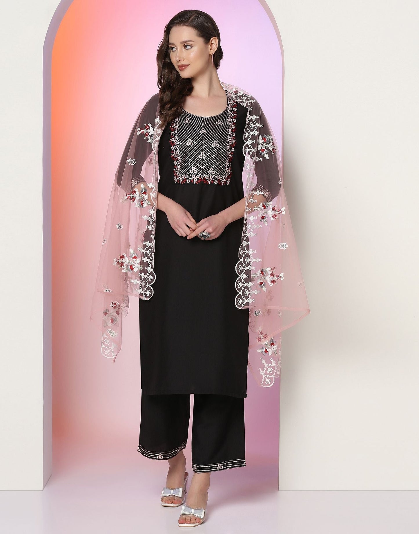 Black Embroidery Kurti With Pant And Dupatta | Leemboodi