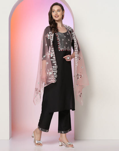 Black Embroidery Kurti With Pant And Dupatta | Leemboodi