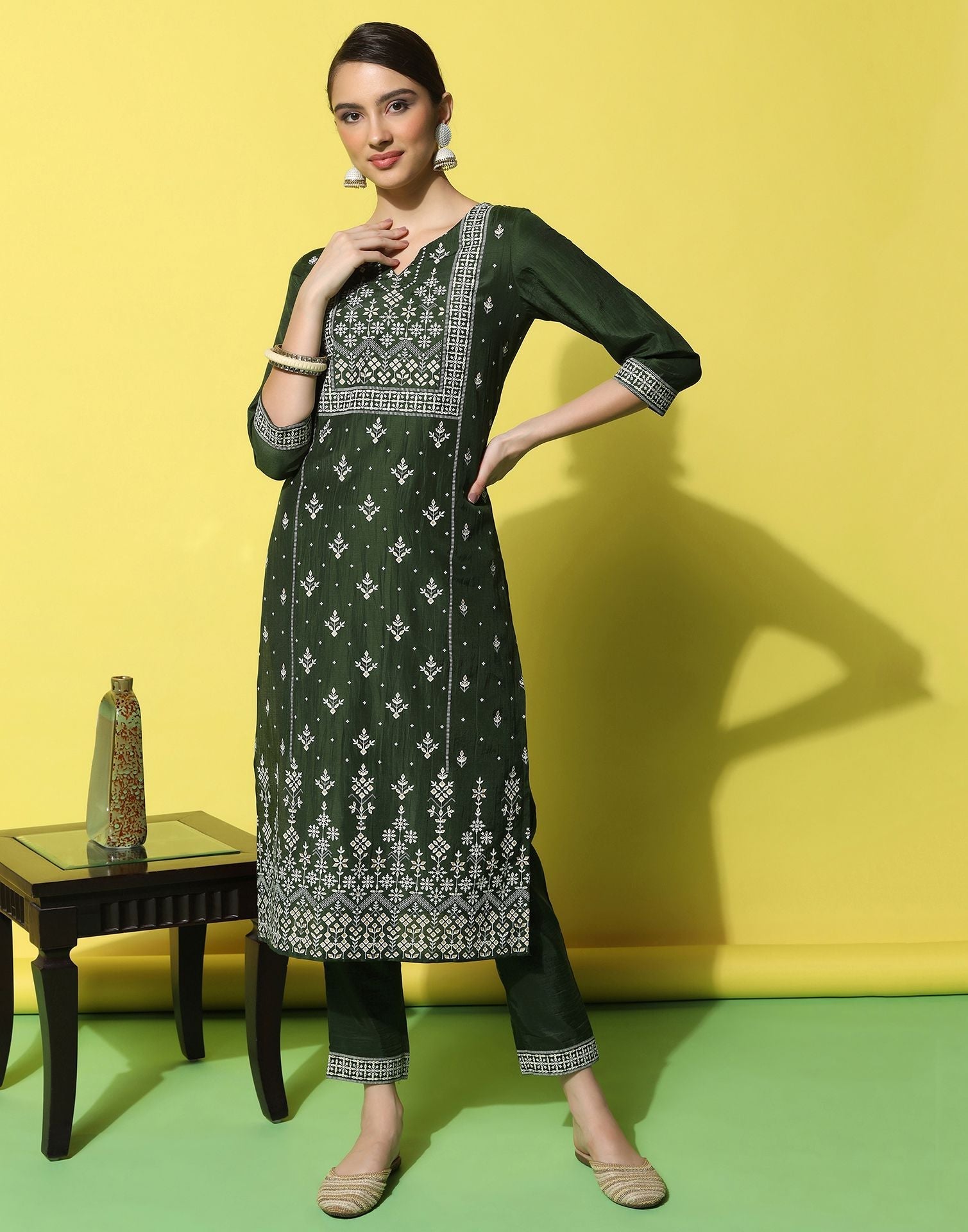 Green Chinnon Printed Straight Kurti With Pant And Dupatta | Sudathi