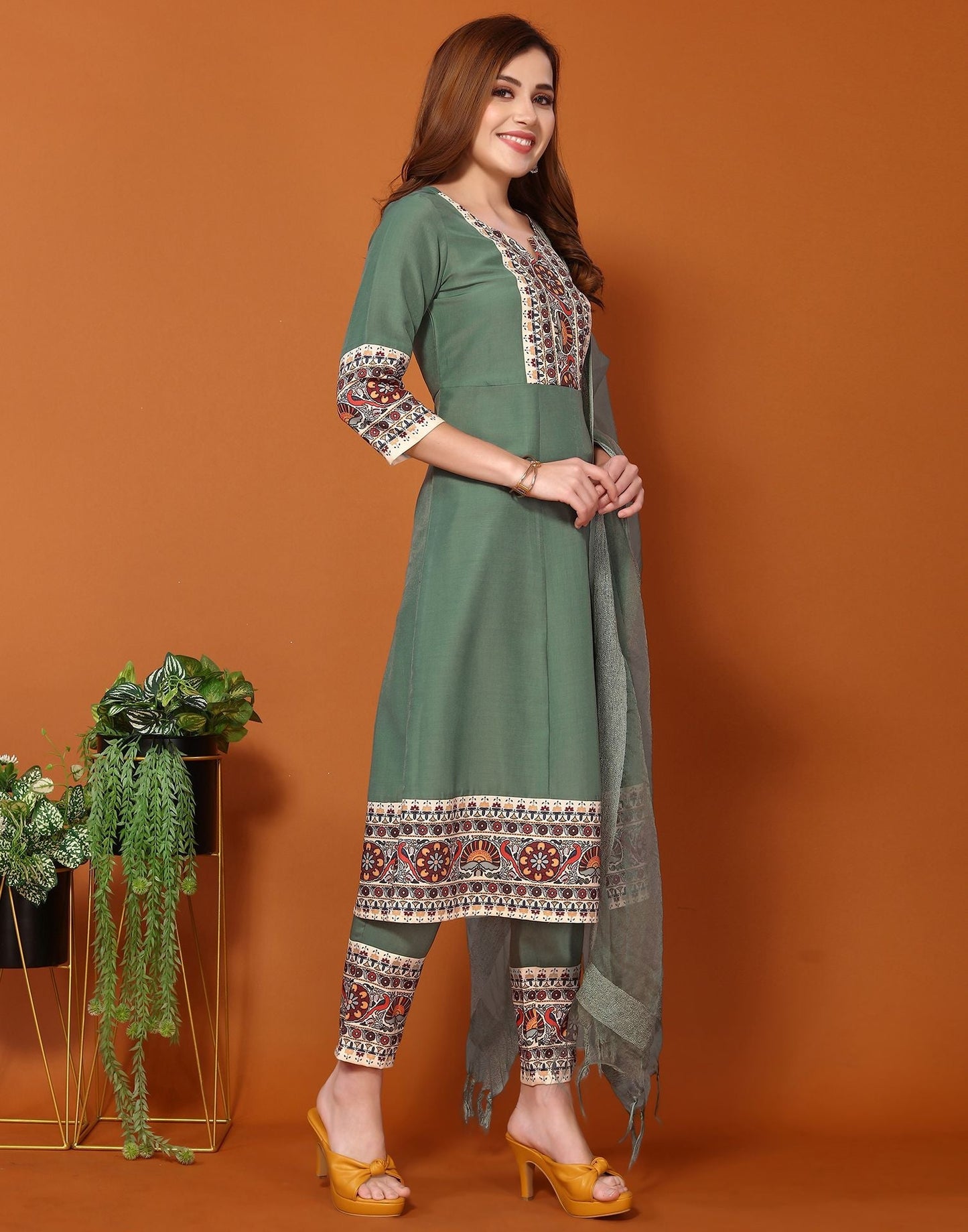 Green Printed A-Line Kurti With Pant And Dupatta | Leemboodi