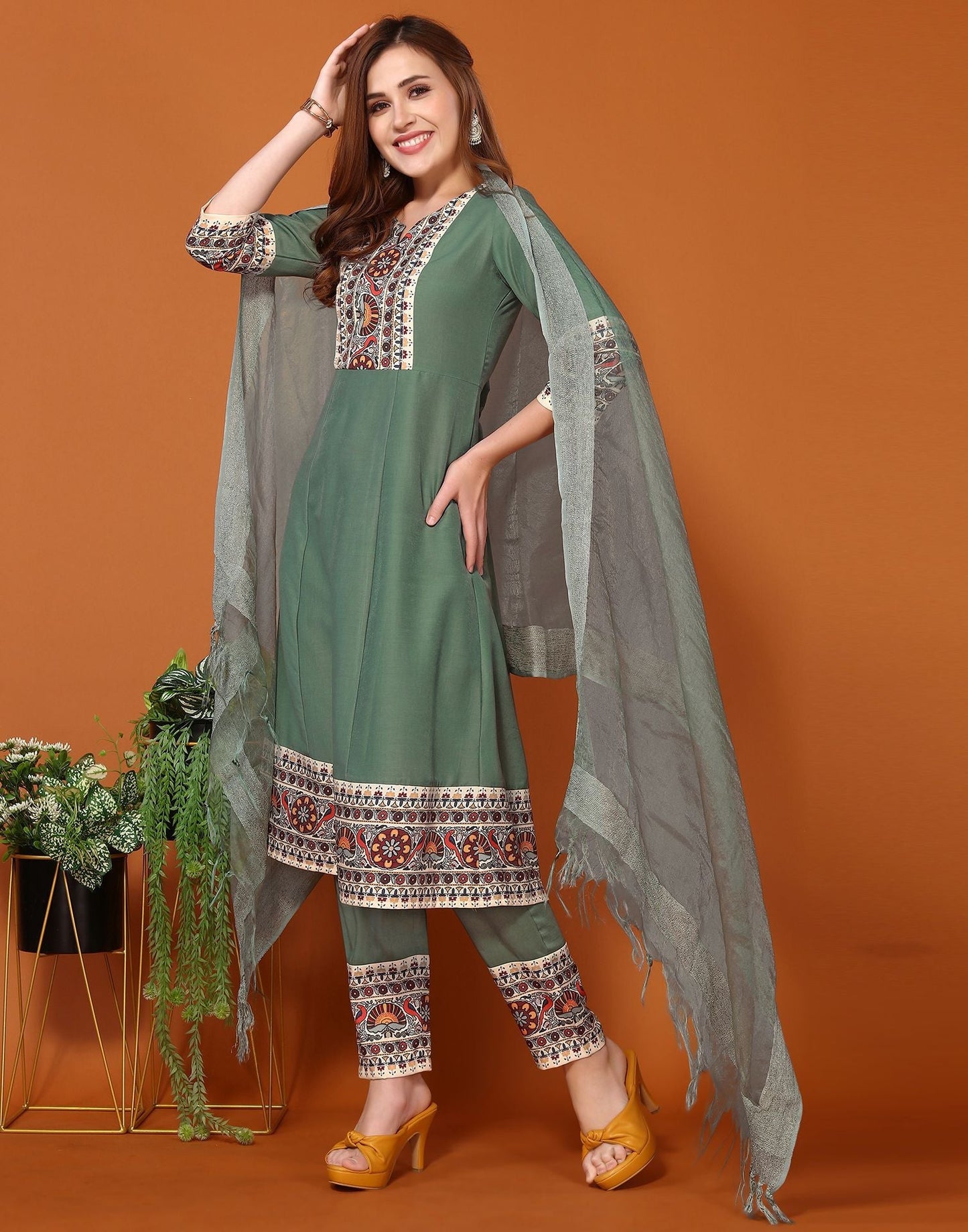 Green Printed A-Line Kurti With Pant And Dupatta | Leemboodi