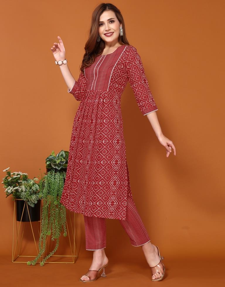 Red Printed Straight Kurta Kurti With Pant And Dupatta | Sudathi