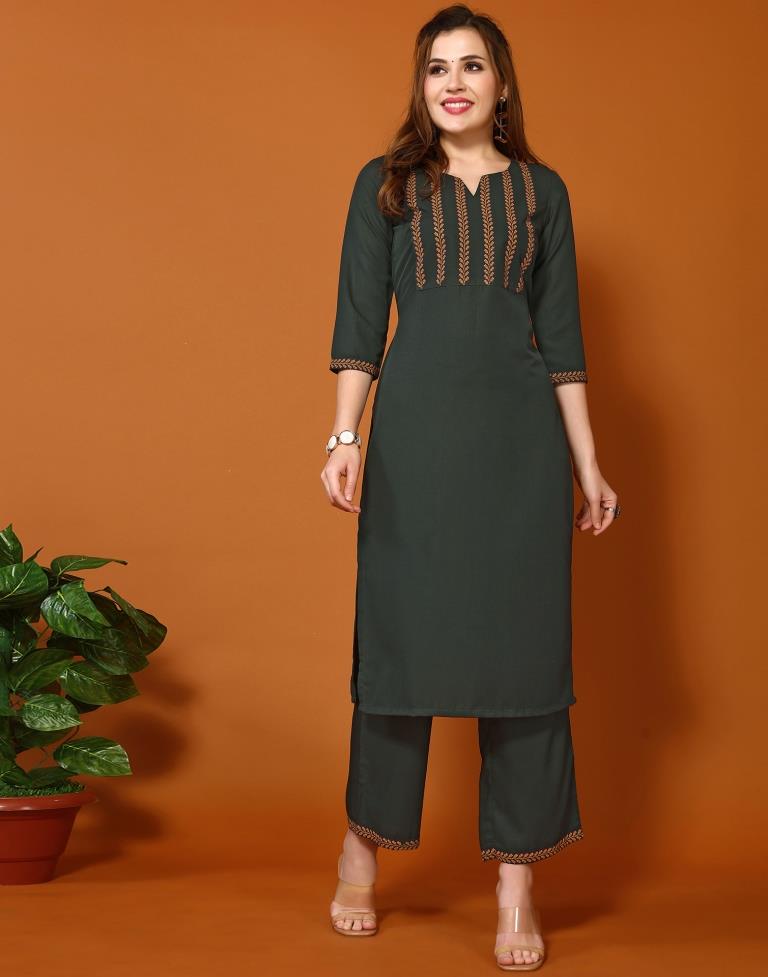 Bottle Green Chinnon Printed Straight Kurta Kurti With Pant And Dupatta | Sudathi