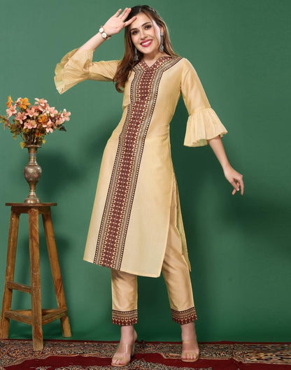 Cream Digital Printed Kurta With Pant And Dupatta