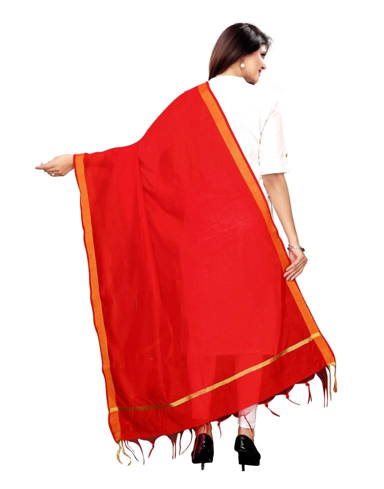 Dazzling Red Coloured Cotton Silk Dyed Dupatta | Sudathi