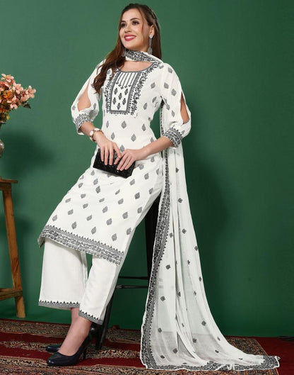 White Cotton Embroidery Straight Kurta Kurti With Pant And Dupatta | Leemboodi