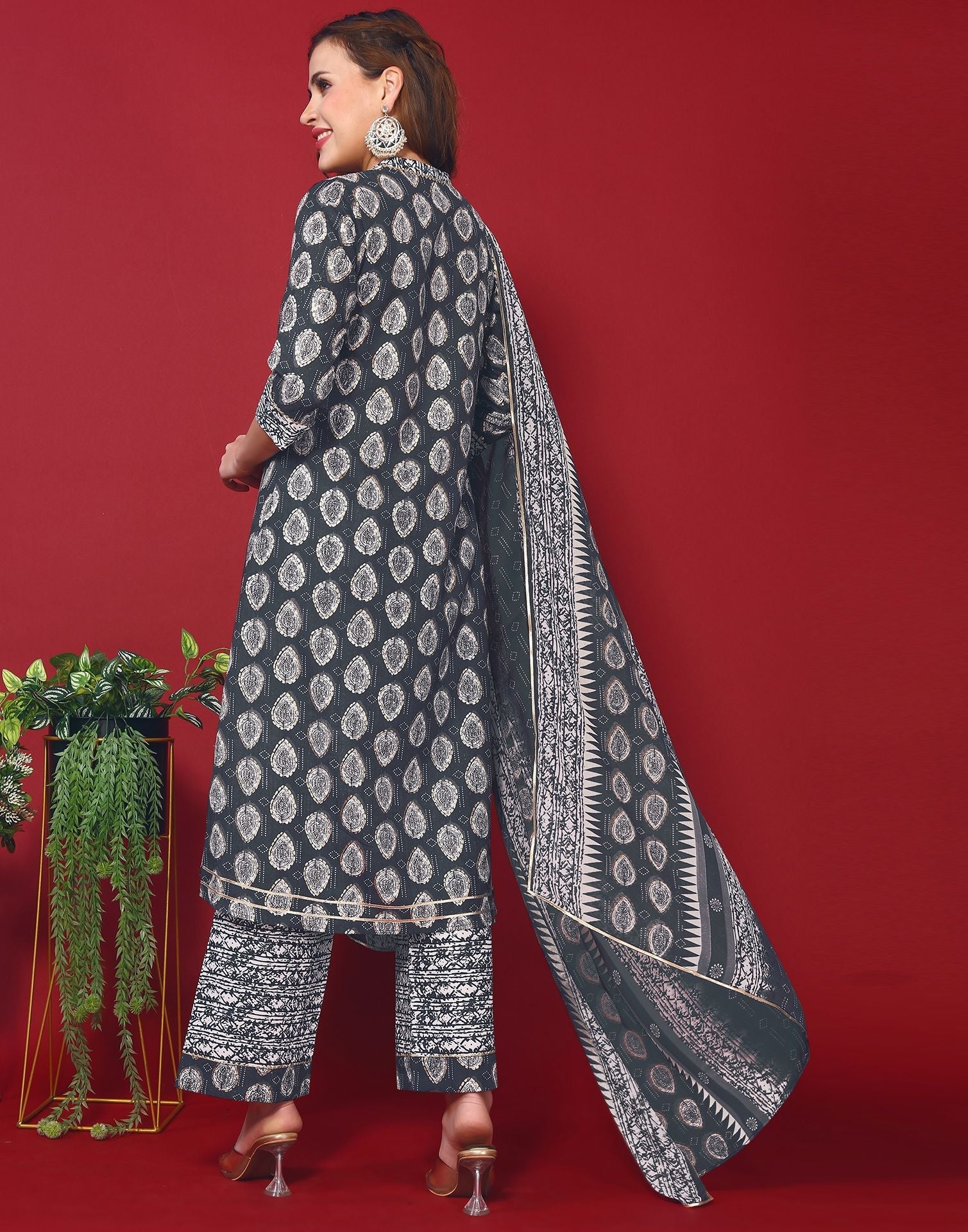 Dark Blue Cotton Printed Straight Kurti With Pant And Dupatta | Leemboodi