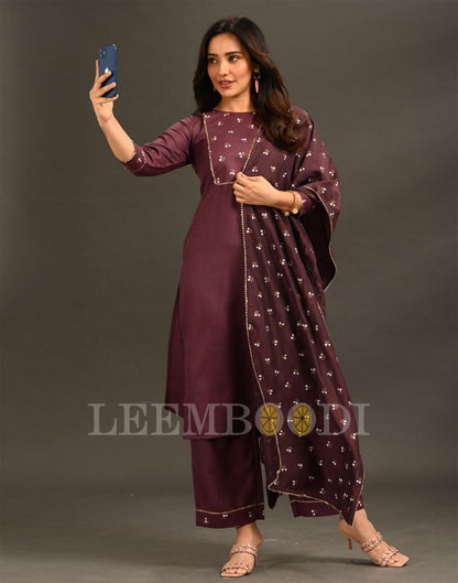 Purple Printed Kurti with Pant And Dupatta | Leemboodi