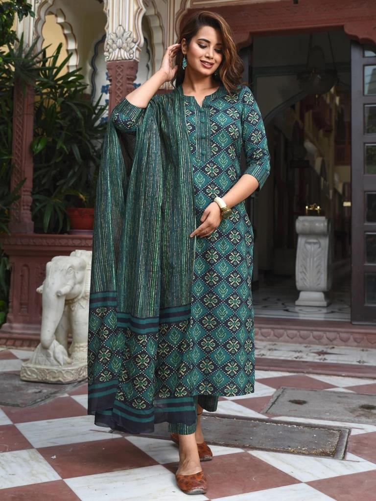 Green Printed Straight Kurta Kurti With Pant And Dupatta | Leemboodi