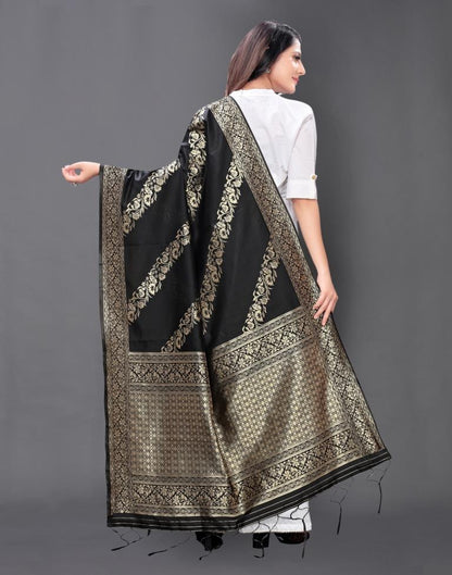 Beautiful Black Coloured Poly Silk Jacquard Dupatta | Sudathi