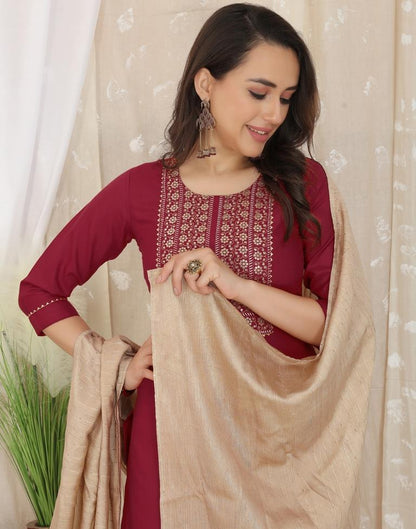 Maroon Cotton Embroidery Straight Kurta With Pant And Dupatta | Leemboodi