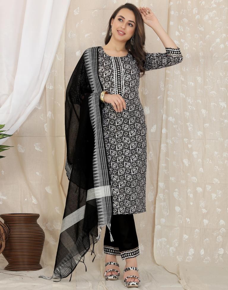 Black Cotton Printed Straight Kurta With Pant And Dupatta | Leemboodi