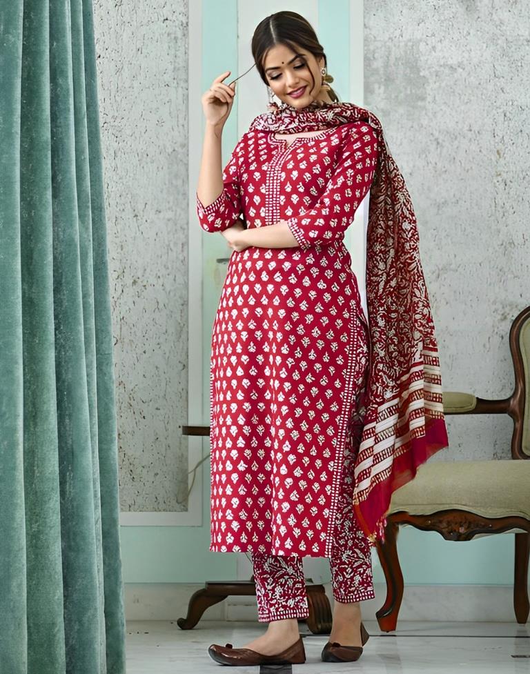 Red Digital Printed Kurta With Pant And Dupatta