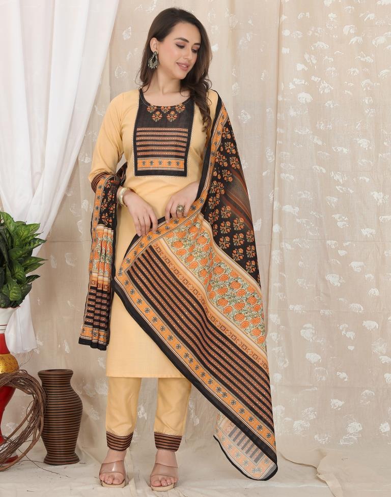 Beige Cotton Printed Straight Kurta With Pant And Dupatta | Leemboodi