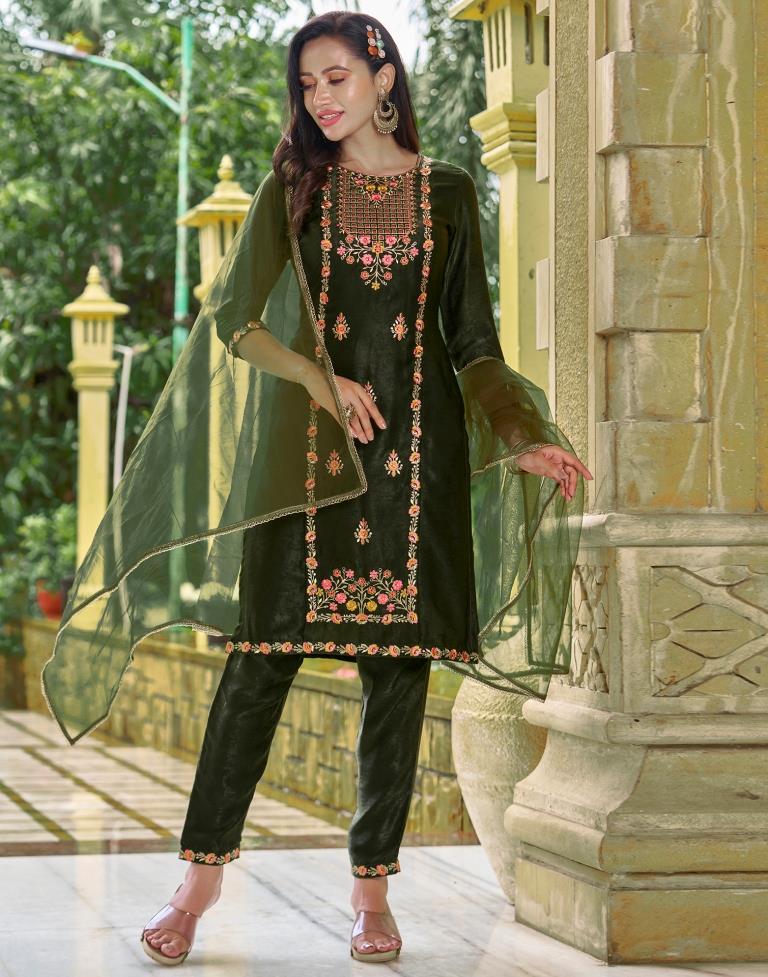 Bottle Green Embroidery Velvet Straight Kurta With Pant And Dupatta