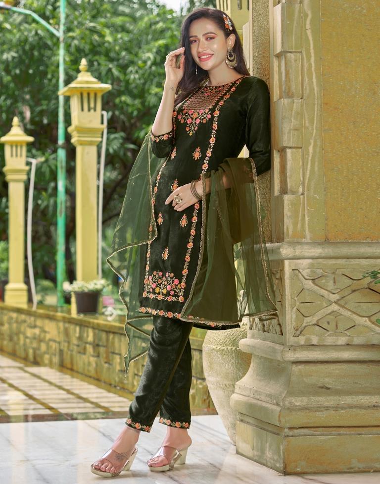 Bottle Green Embroidery Velvet Straight Kurta With Pant And Dupatta